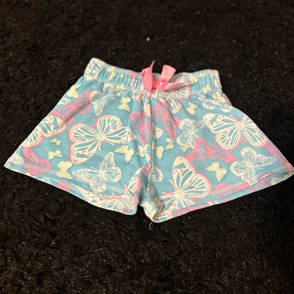 Size 7/8 Girls Butterfly Shorts with Pink Bow A3 - Picture 1 of 3